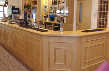 Mid Herts Golf Club - Bar Fitting